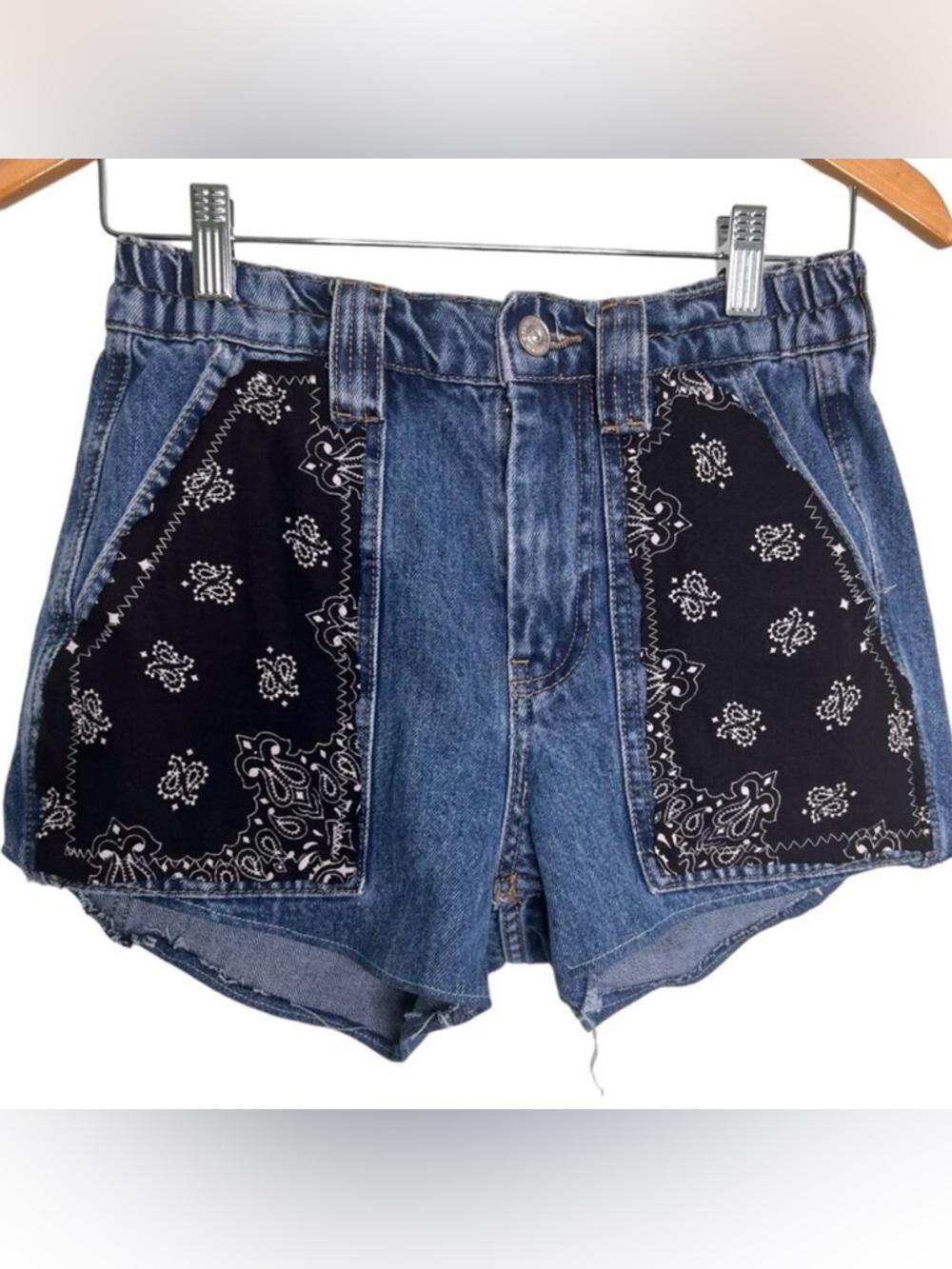 BDG Jean Denim Skate Patch Jean Shorts Size 27